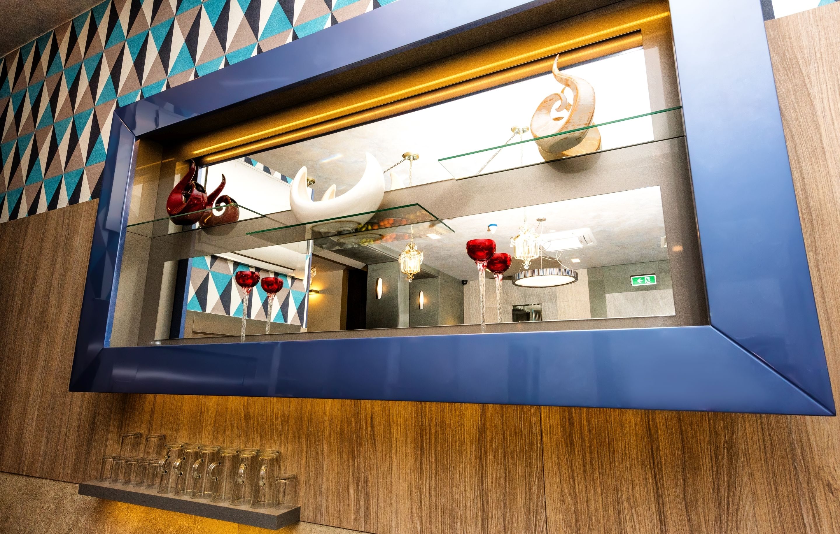 daily buffet breakfast (eur 8 per person)