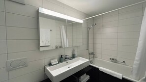 Apartment, 1 Schlafzimmer | Badezimmer | Kostenlose Toilettenartikel, Haartrockner, Handtücher, Shampoo
