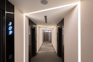 Hallway - Guide Hotel Taichung ZiYou (Taichung)