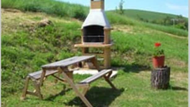 Área de parrillas y picnic
