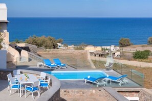 Apartment, 3 Bedrooms | Terrace/patio