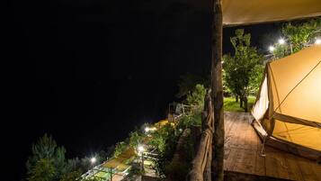 Deluxe Tent, Sea View | Terrace/patio