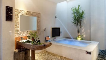 Elite Room | Bathroom | Separate tub and shower, rainfall showerhead, hair dryer, slippers