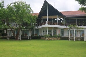 Garden - Bajo Komodo Eco Lodge (Labuan Bajo)