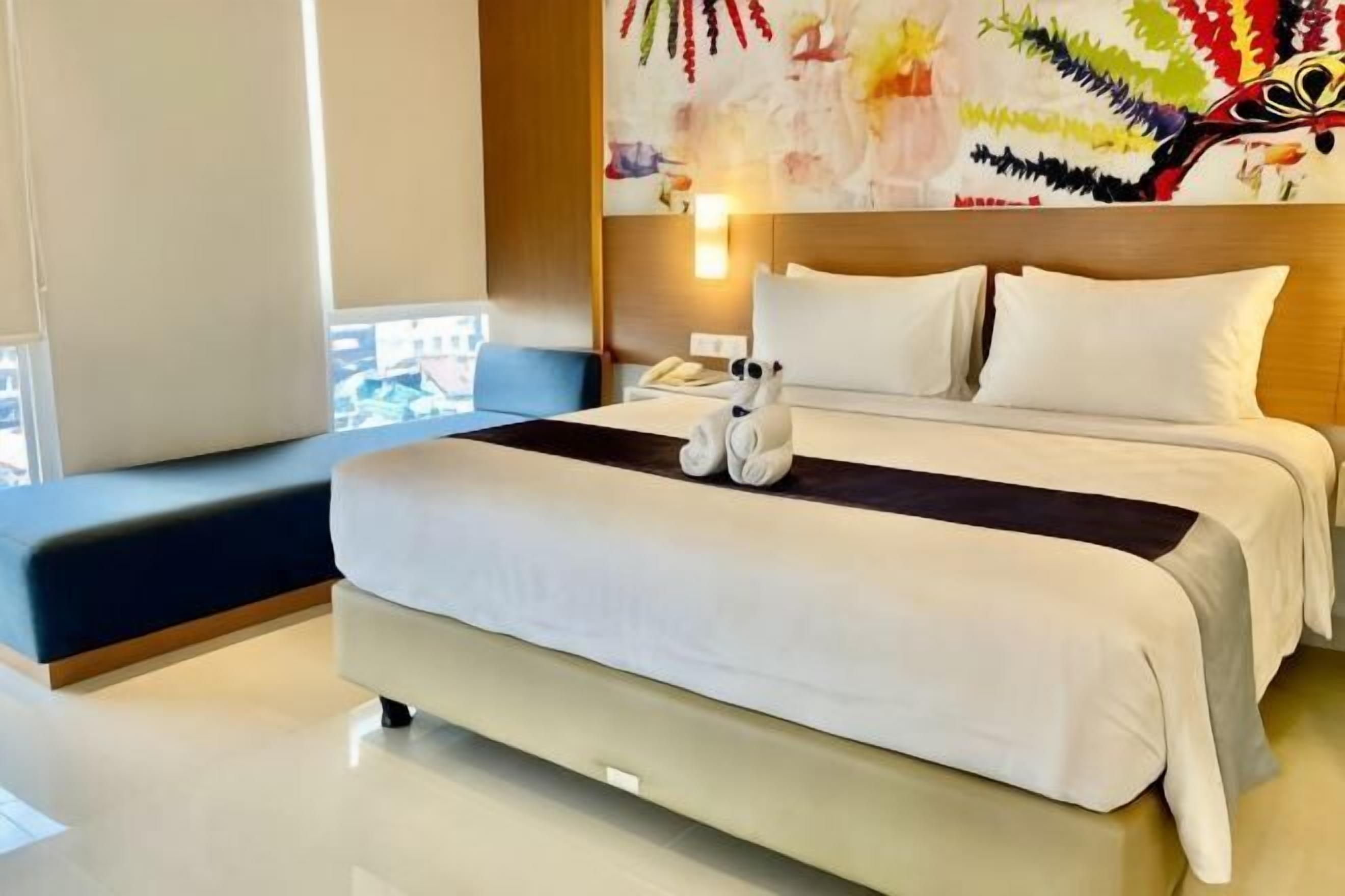 ตู้นิรภัยในห้องพัก, โต๊ะทำงาน, Wi-Fi ฟรี, ผ้าปูที่นอน