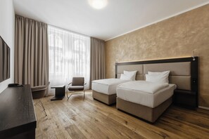 Deluxe Room | Premium bedding, Select Comfort beds, minibar, in-room safe