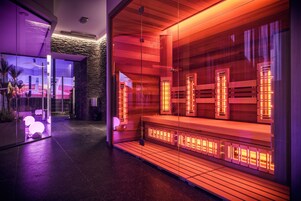 Sauna seca, banheira de hidromassagem, sauna a vapor