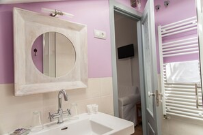 Bathroom - Casa Rural La Perla (Hiendelaencina)