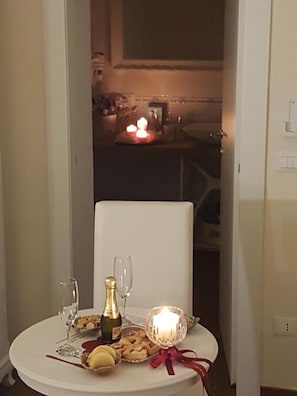Fridge, electric kettle