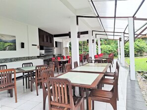 Breakfast, lunch, dinner served; Indonesian cuisine  - Kelimutu Crater Lakes Ecolodge (Desa Kowanara)