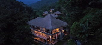 Kelimutu Crater Lakes Ecolodge