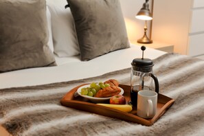 Room - Select Serviced Accommodation - City Tower (Reading)