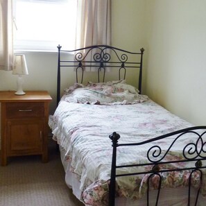 Single Room, Shared Bathroom