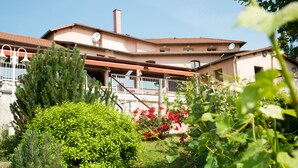Unclassified image, 4 of 43, button - Hôtel le Bel'vue (Le Cergne)