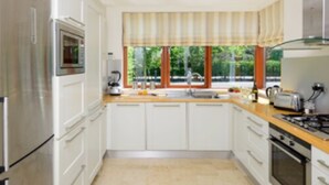Luxury House, 3 Bedrooms | Private kitchen - Sheen Falls Country Club (Kenmare)