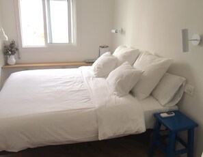 遮光布/窗簾、隔音、免費無線上網