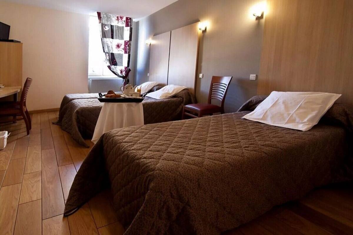 Comfort Triple Room