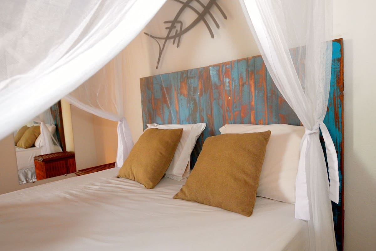 superior double room | minibar, blackout curtains, free wifi, bed sheets