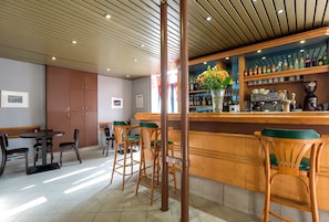 Bar (en la propiedad)