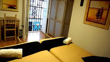 Economy Double Room, Private Bathroom