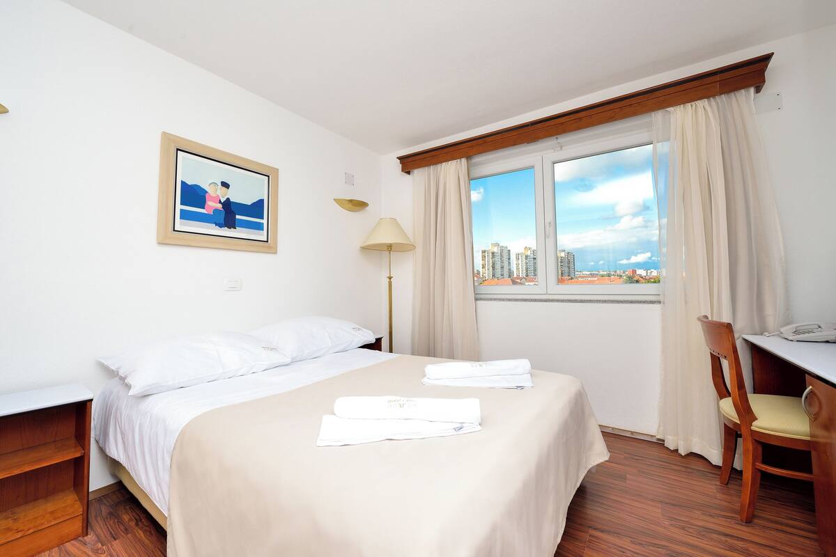 Chambre Double ou avec lits jumeaux