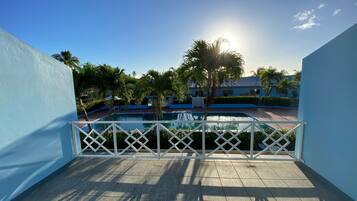 Standard Room, 1 King Bed | Iron/ironing board, free cots/infant beds, free rollaway beds, free WiFi