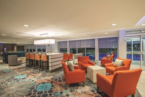 Lobby - La Quinta Inn & Suites by Wyndham Kingman (Kingman)