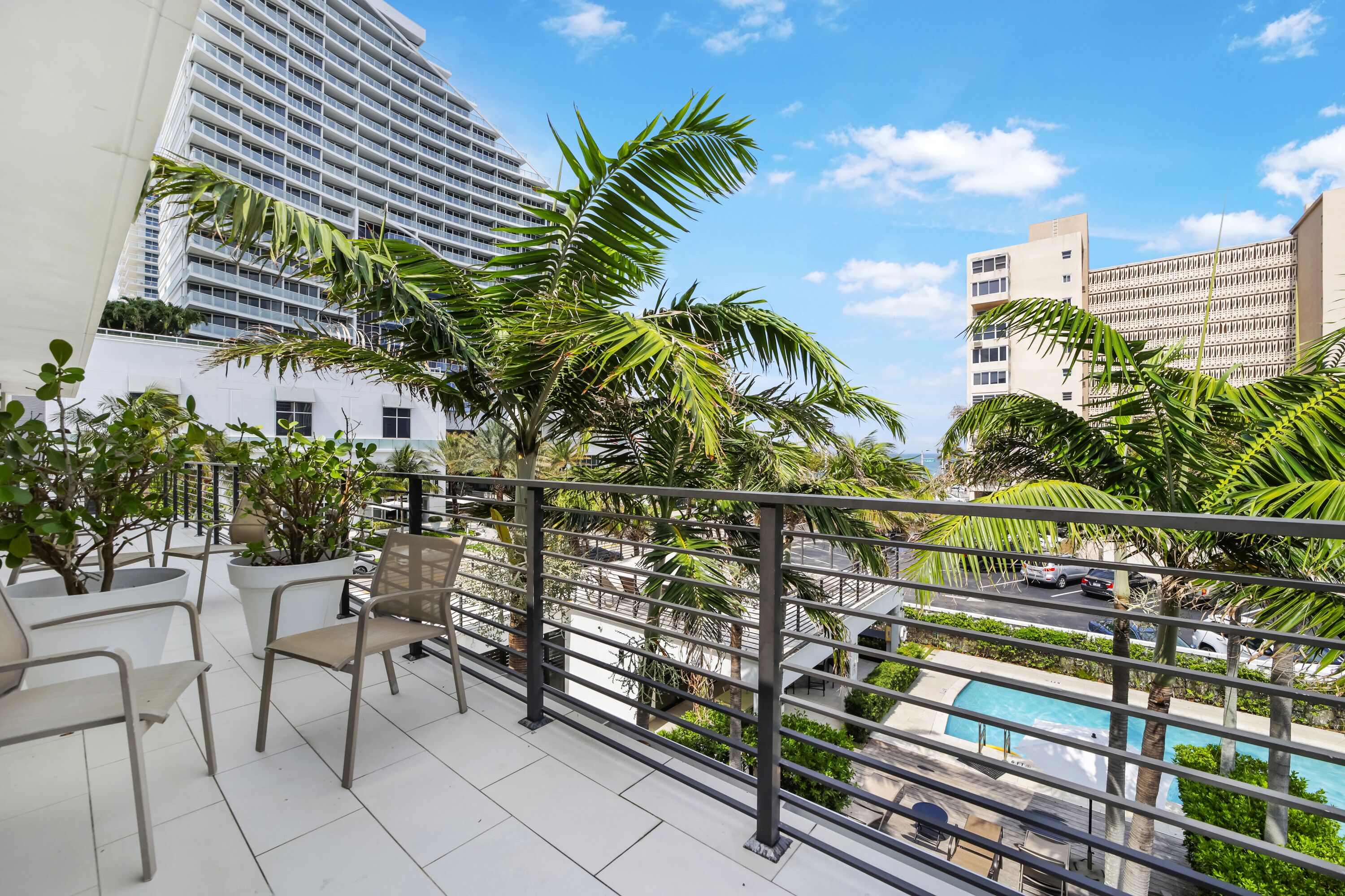 Chambre Deluxe, 2 lits doubles, vue océan (Self check-in) | Enceinte de l’hébergement