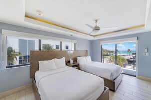 Suíte família, 1 quarto, banheiro privativo, vista para o oceano (Self check-in) | Roupas de cama premium, cofres nos quartos, cortinas blackout