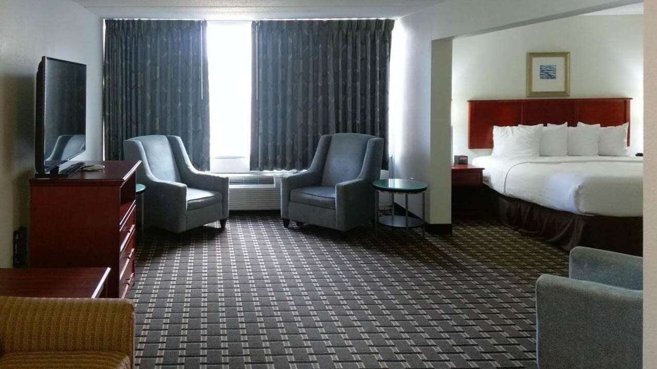 Coffres-forts dans les chambres, bureau