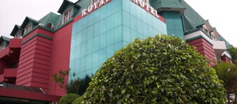Royal Lodge Hotel