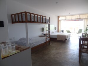 Chambre Familiale, vue océan