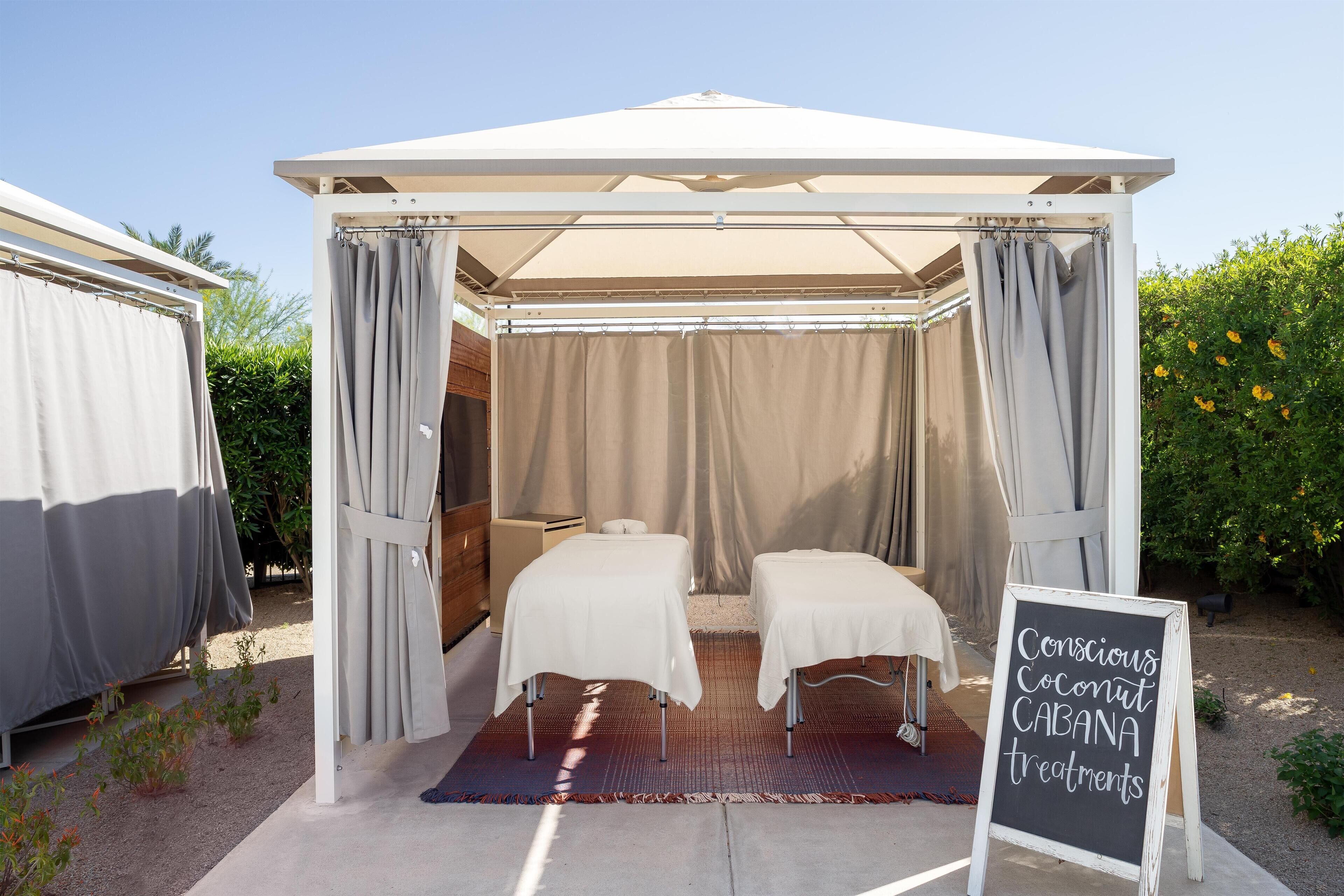 Couples treatment rooms, hot tub, steam room, body treatments