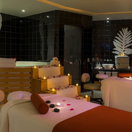 Couples treatment rooms, sauna, hot tub, steam room, body treatments