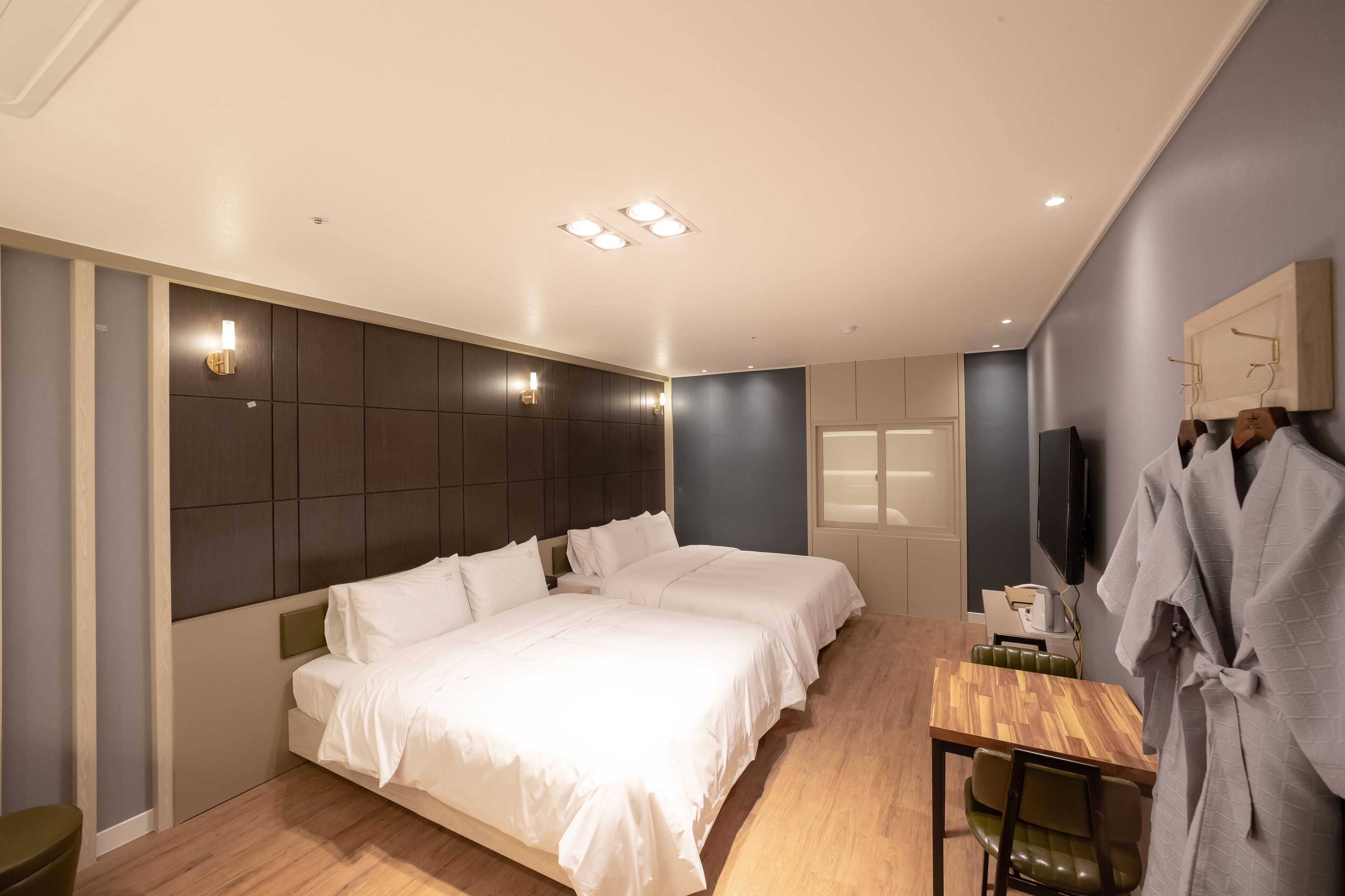 suite twin room | free wifi