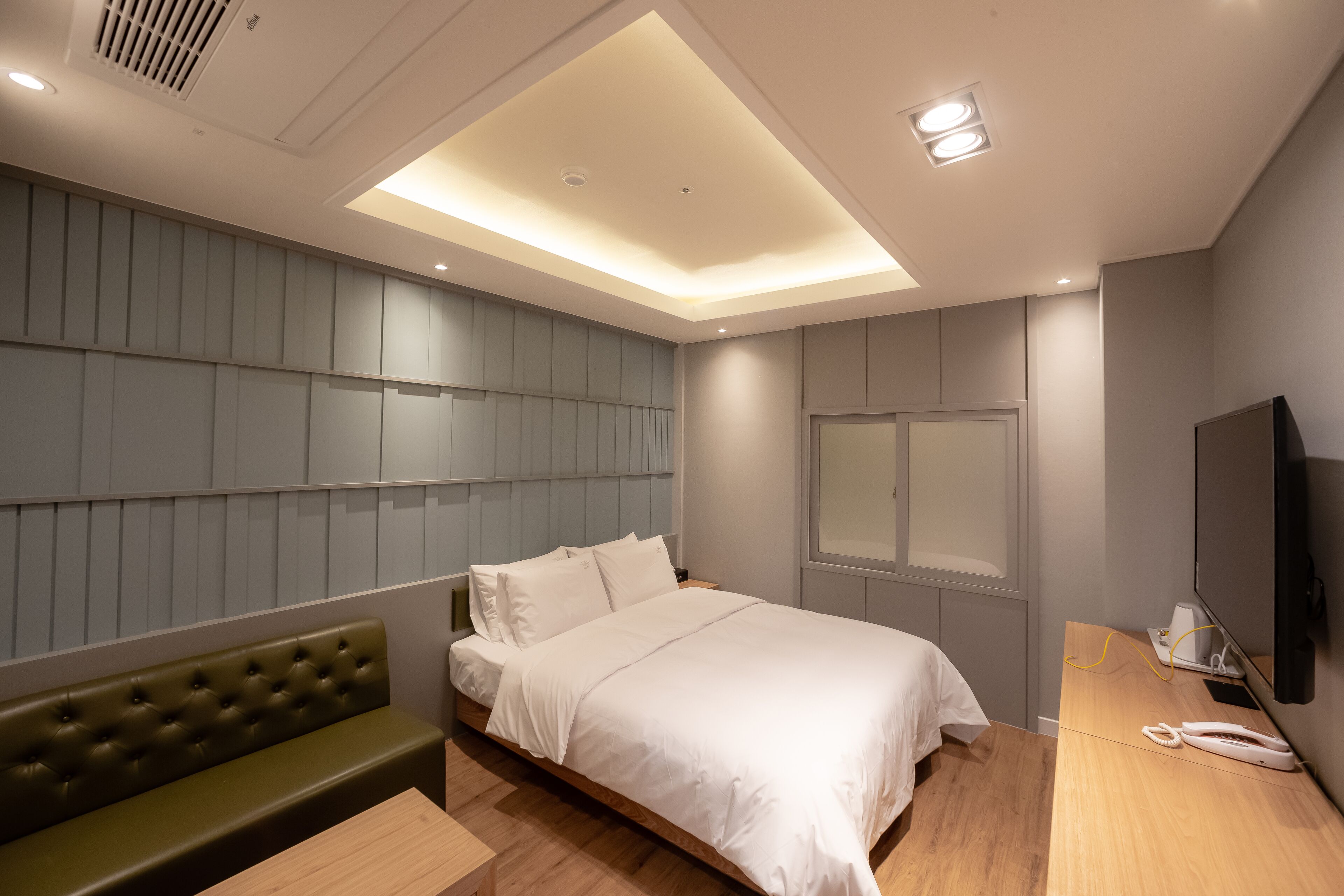 deluxe double room | free wifi