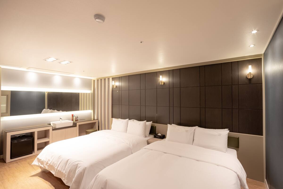 Suite Twin Room | WiFi (free)
