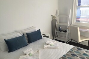 Studio Room | Desk, iron/ironing board, free WiFi, bed sheets