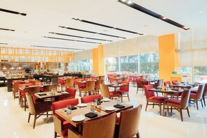 Restaurant - Fairfield By Marriott Lucknow (Lucknow)