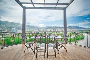Balcony - Hotel GTM PLAZA (Tbilisi)