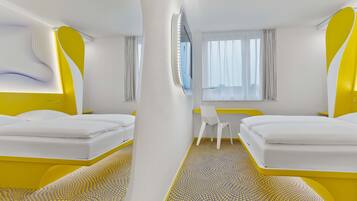 Allergikerbettwaren, Schreibtisch, laptopgeeigneter Arbeitsplatz