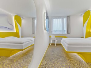 Roupas de cama antialérgicas, escrivaninha
