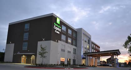 Holiday Inn Express & Suites McKinney - Frisco East, an IHG Hotel