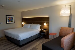 Down comforters, desk, blackout drapes, iron/ironing board - Holiday Inn Express & Suites McKinney - Frisco East by IHG (McKinney)