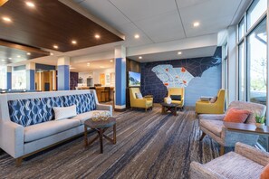 Exterior - Holiday Inn Express & Suites Greenwood Mall by IHG (Greenwood)