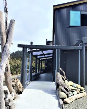 Driftwood Loft - Code Time Lodge (Okarito)