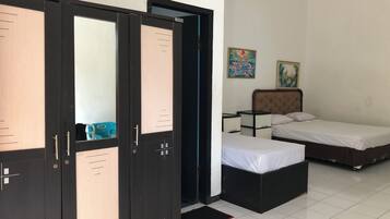 Villa (12 Bedrooms, 36 Pax)