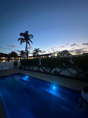 Outdoor pool, sun loungers - The Matador (Sale)