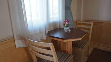 Télévision à écran plat