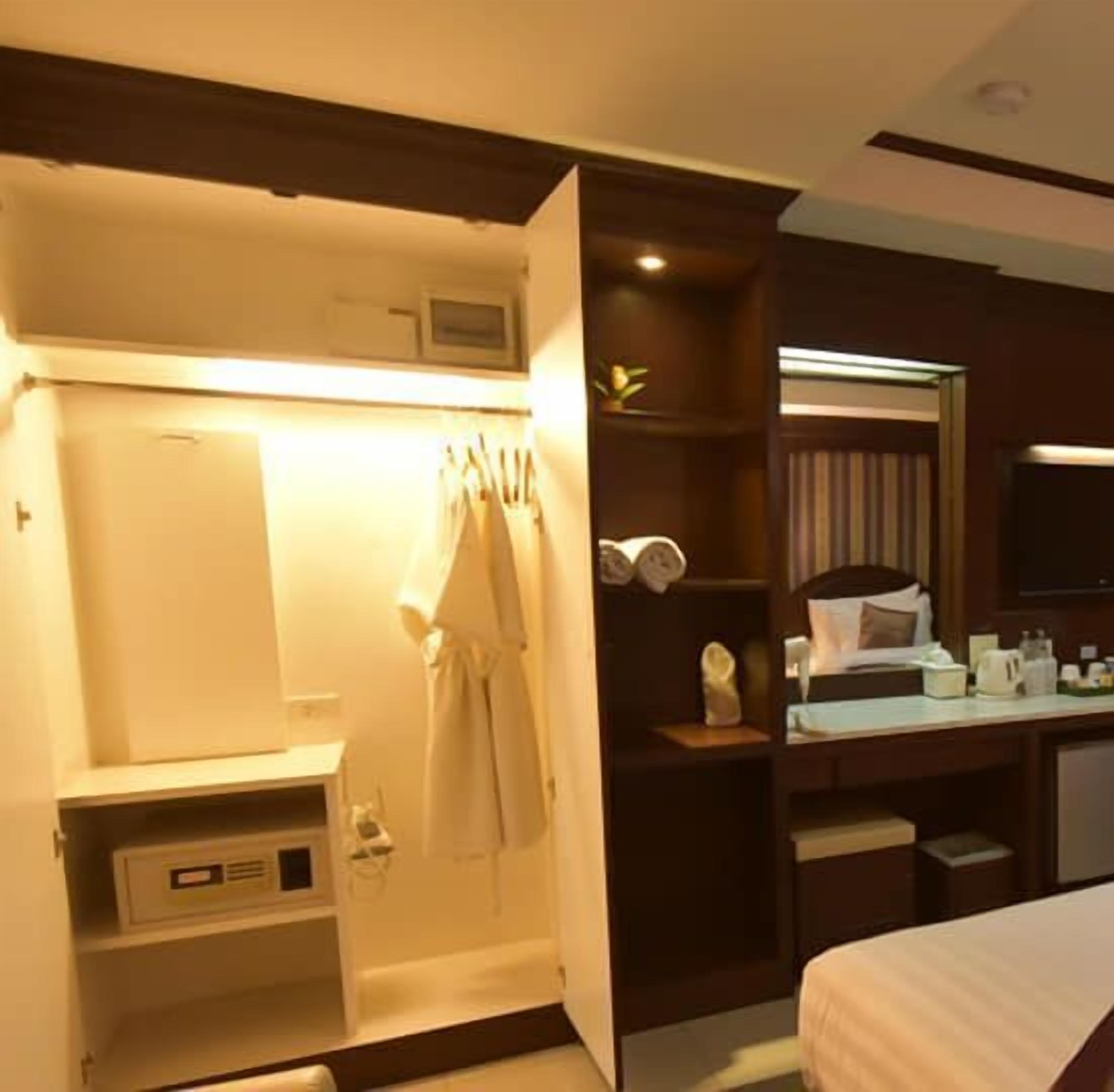 Photo - The Lion King Hotel by Thai Baan Ozone Udonthani